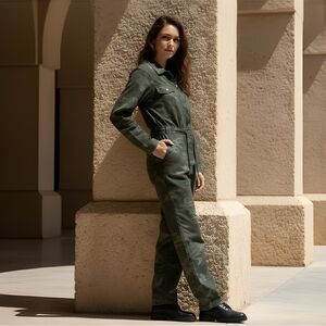 Ideal Camo Jumpsuit Size Large NWT